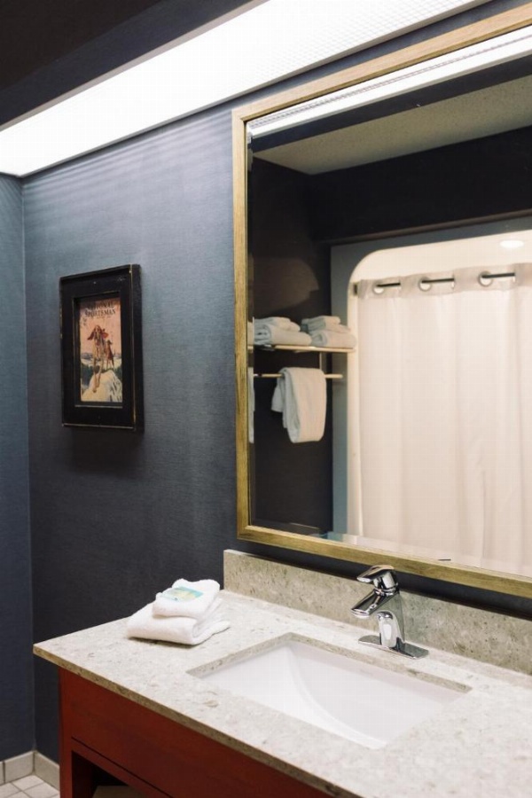 Wildwood Lodge & Suites image 18