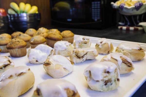 Wildwood Lodge & Suites image 25