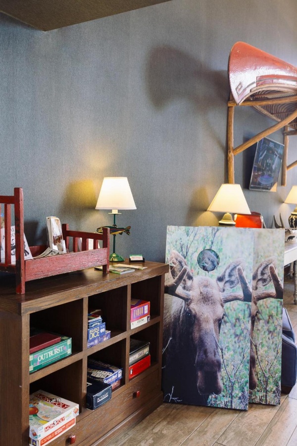 Wildwood Lodge & Suites image 7